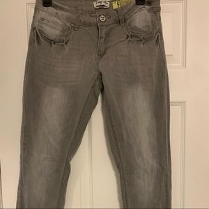 gray skinny jeans